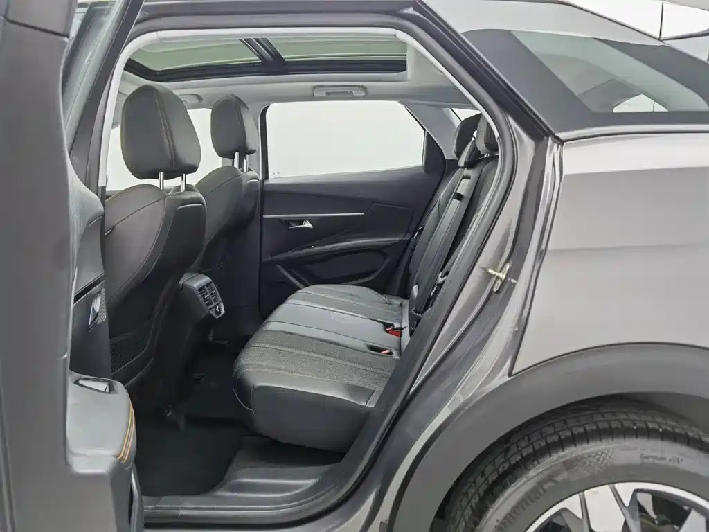 Peugeot 4008 — миниатюра 15