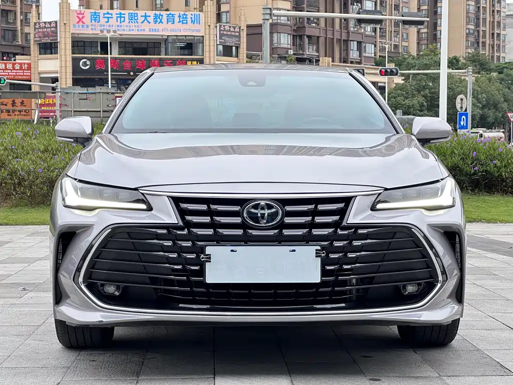 TOYOTA ASIAN DRAGON