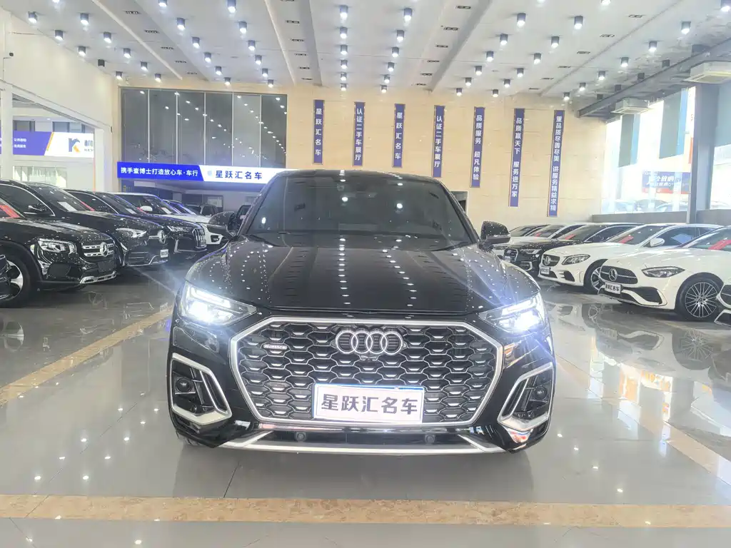 Audi Q5L Sportback — миниатюра 2