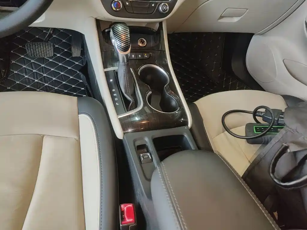 Buick Verano — миниатюра 14