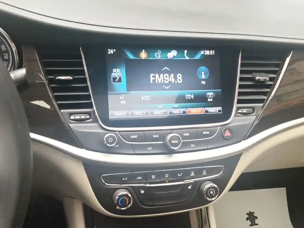 Buick Verano — миниатюра 13