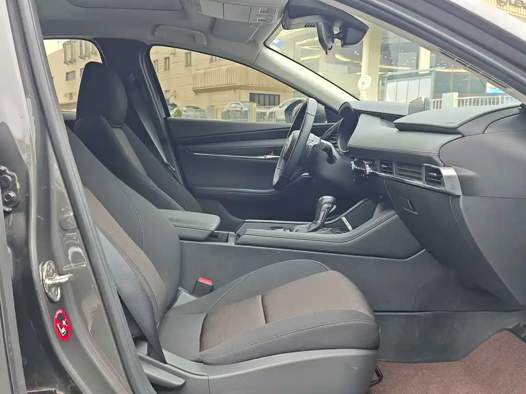 Mazda 3 Axela — миниатюра 6