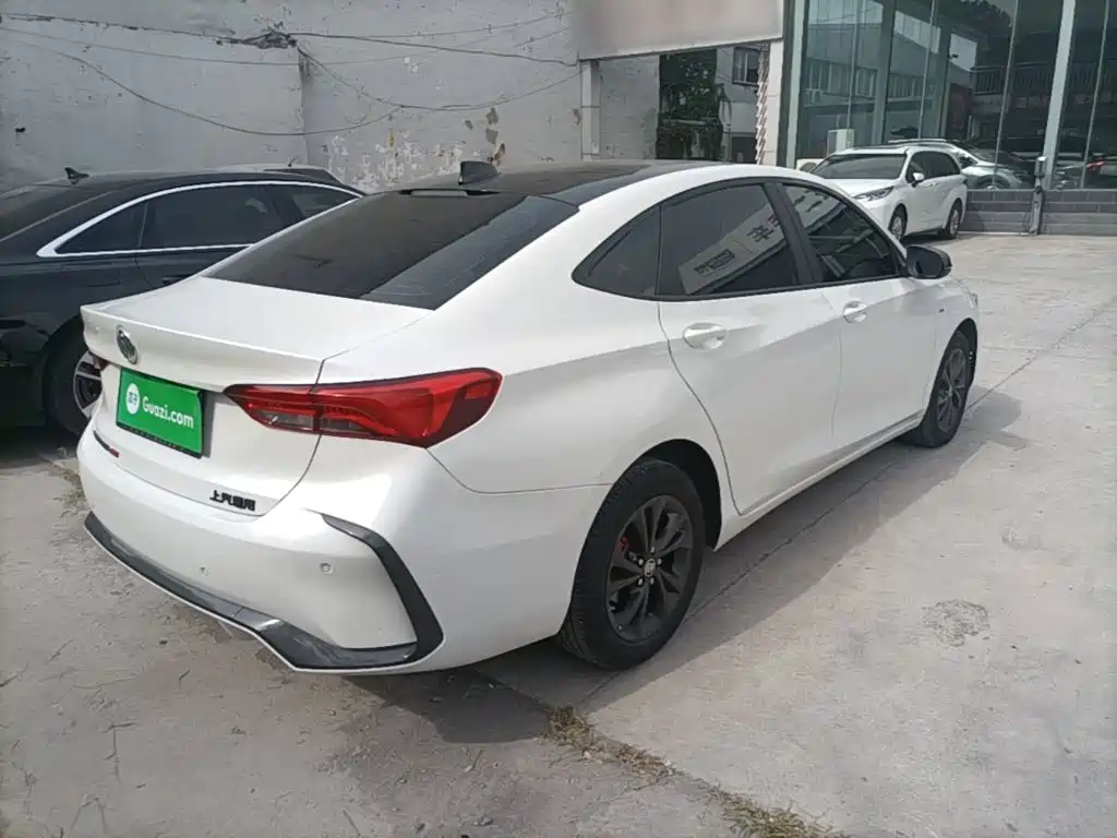 Buick Verano — миниатюра 7