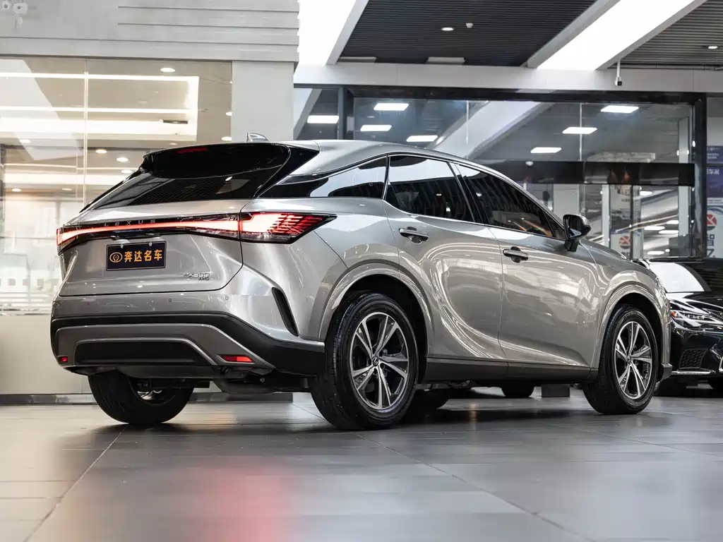 Lexus RX — миниатюра 3