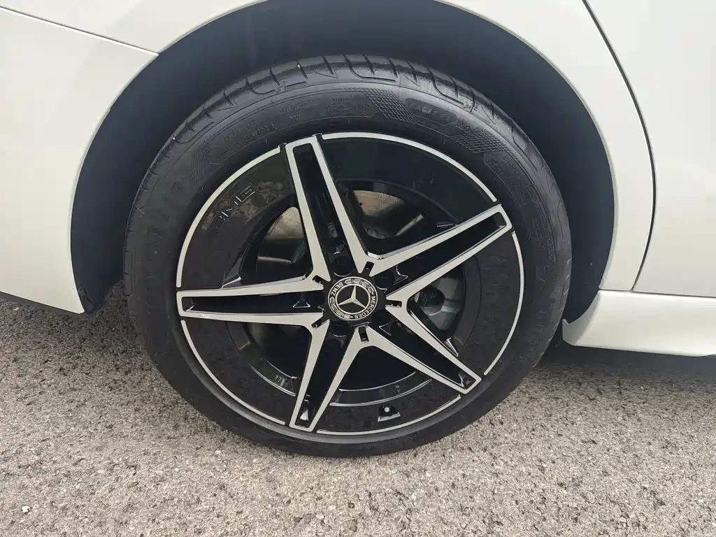 Mercedes-Benz C-Class — миниатюра 22