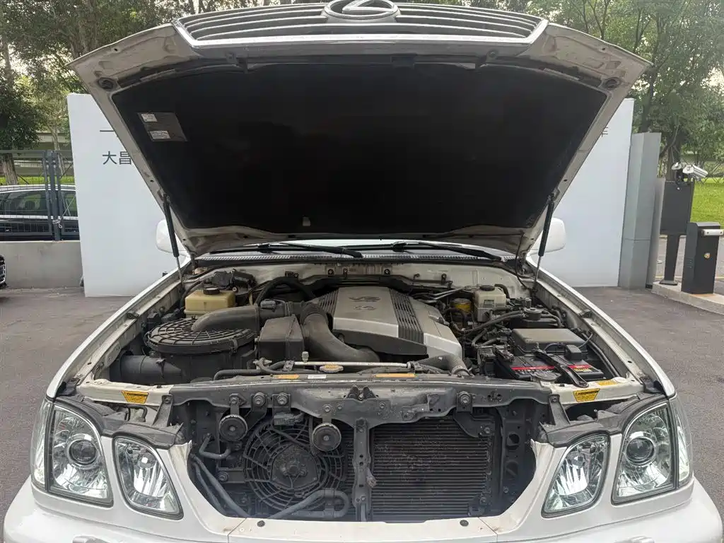 Lexus LX — миниатюра 8