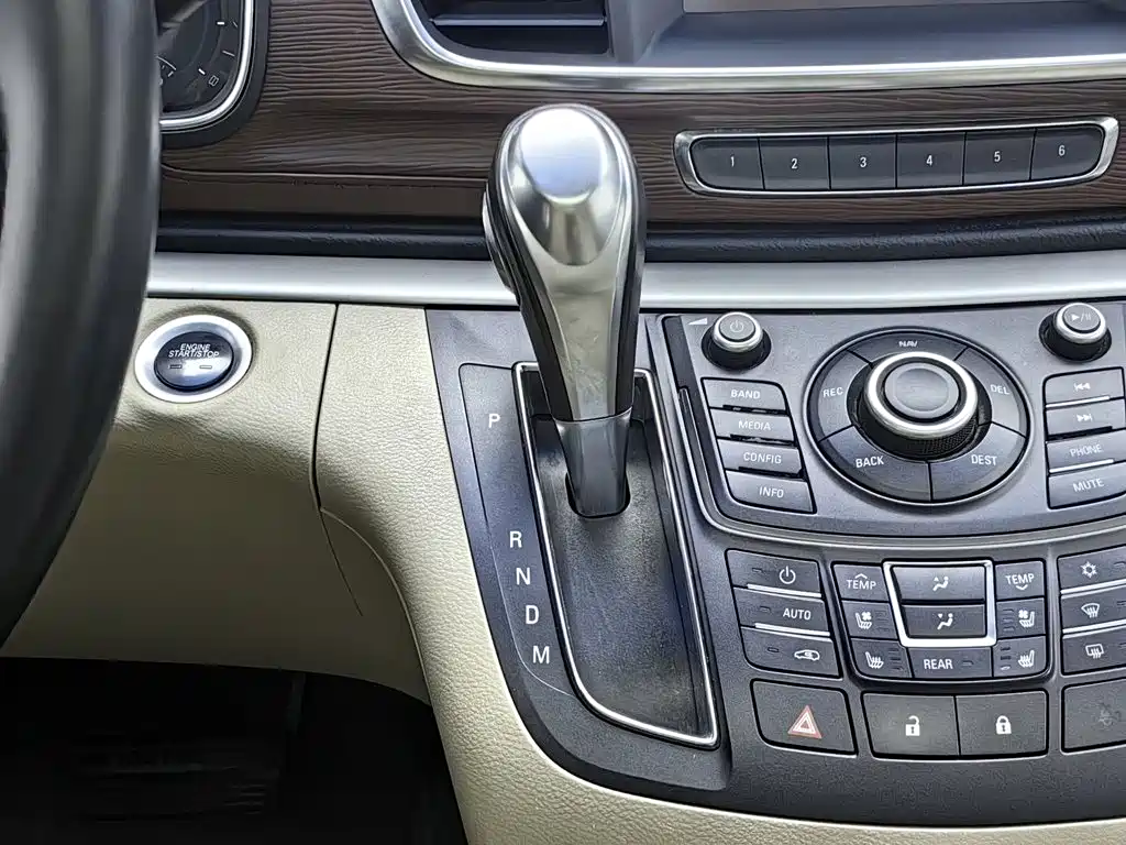 Buick GL8 — миниатюра 13