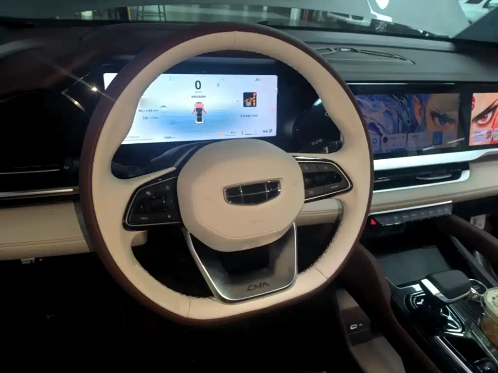 Geely Xingyue L — миниатюра 11