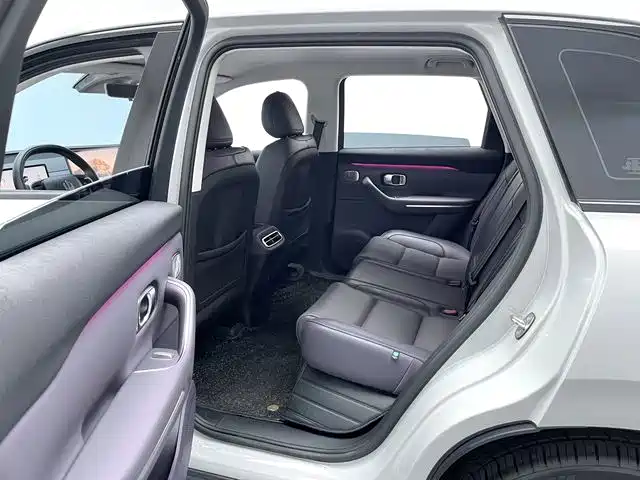 Leapmotor Leapmotor C10 — миниатюра 12