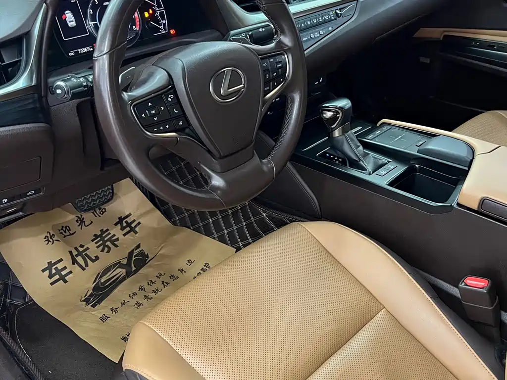 Lexus ES — фотографии объявления, Фото 13