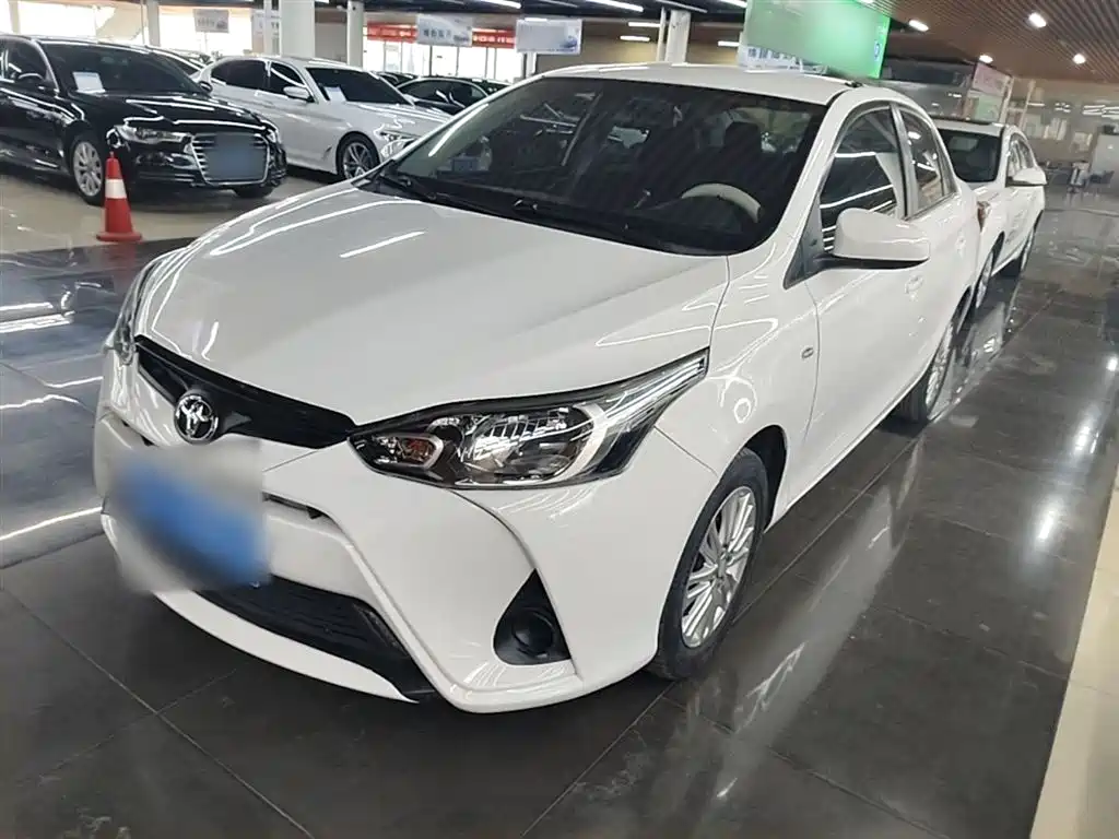 Toyota Yaris L 2017