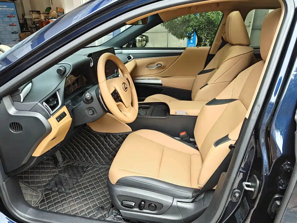 Lexus ES — миниатюра 5