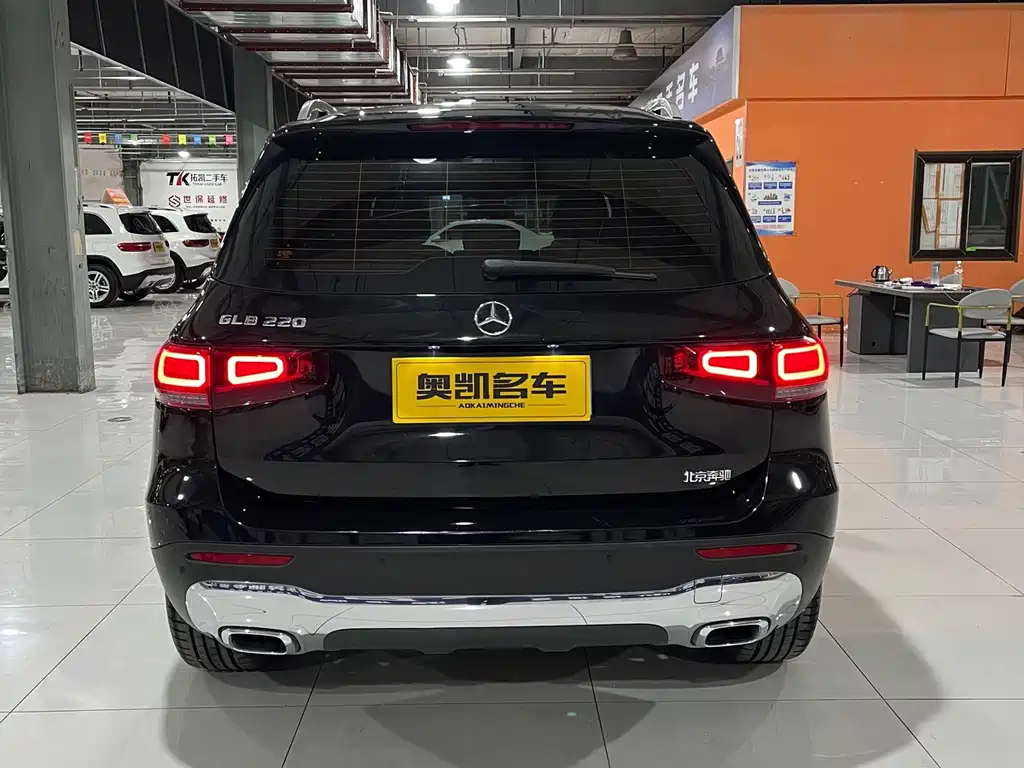 Mercedes-Benz GLB — миниатюра 4