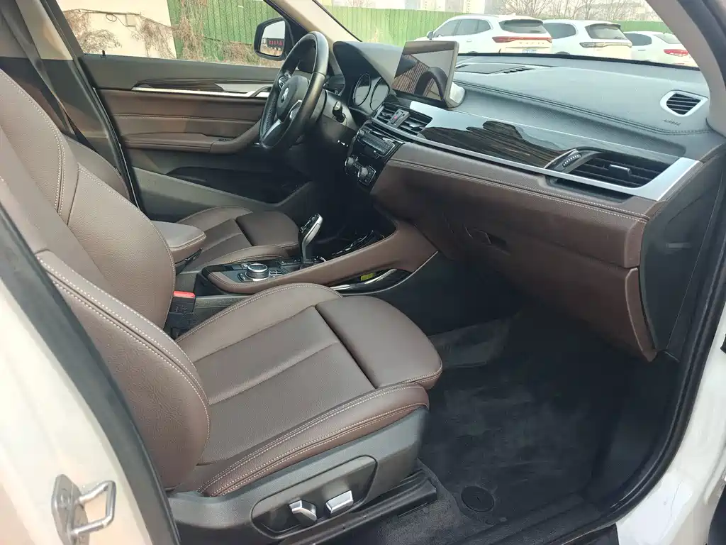 BMW X1 — миниатюра 14