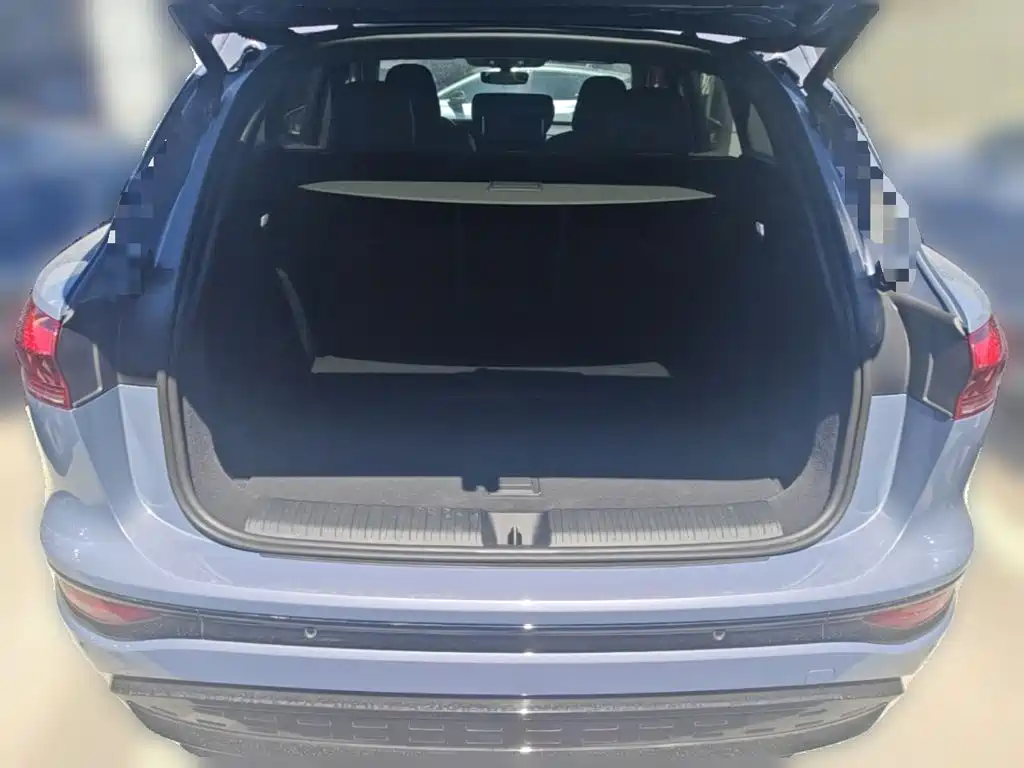 Audi Q6L e-tron — миниатюра 24