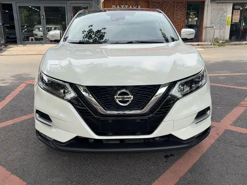 Nissan Qashqai — миниатюра 8