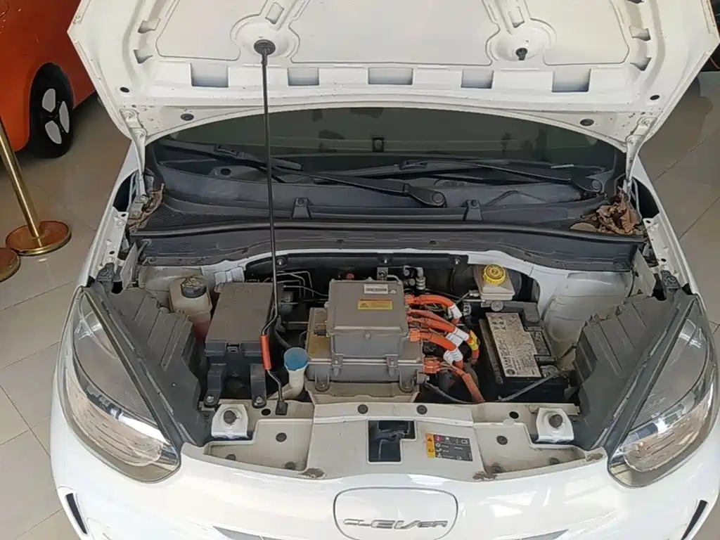 Roewe Clever — миниатюра 20