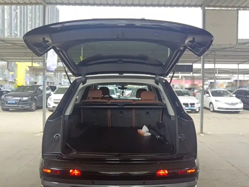Audi Q7 — миниатюра 19