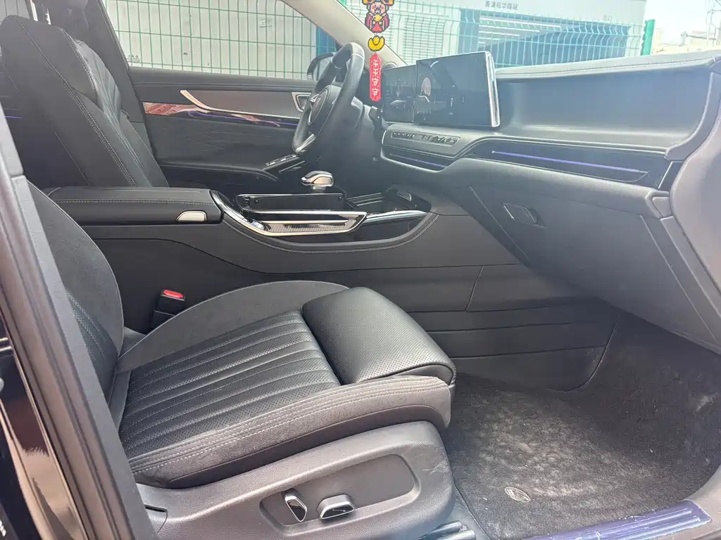 Hongqi Hongqi H9 — миниатюра 6