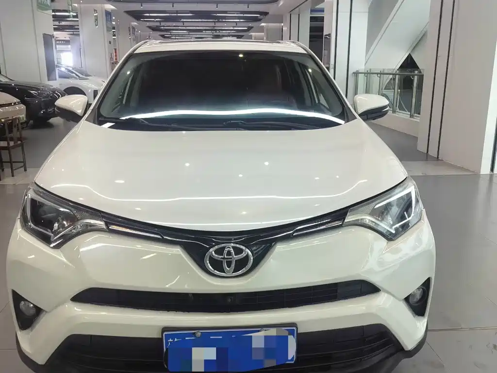 Toyota RAV4 — фотографии объявления, Фото 2