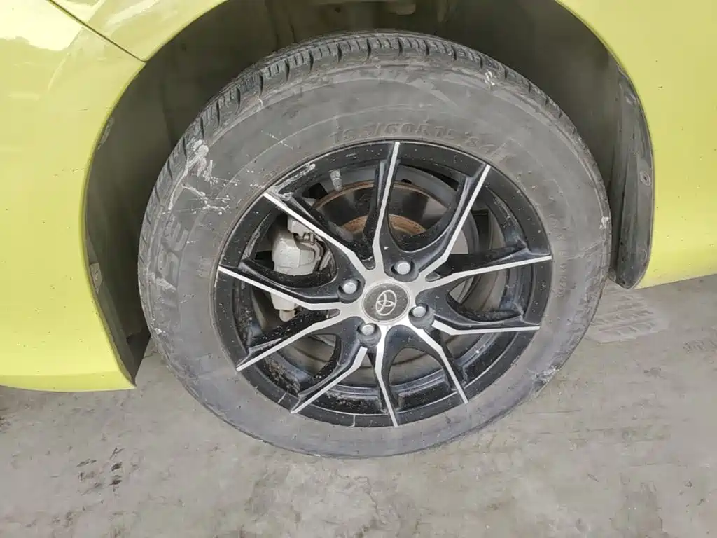 Toyota Yaris L — миниатюра 25