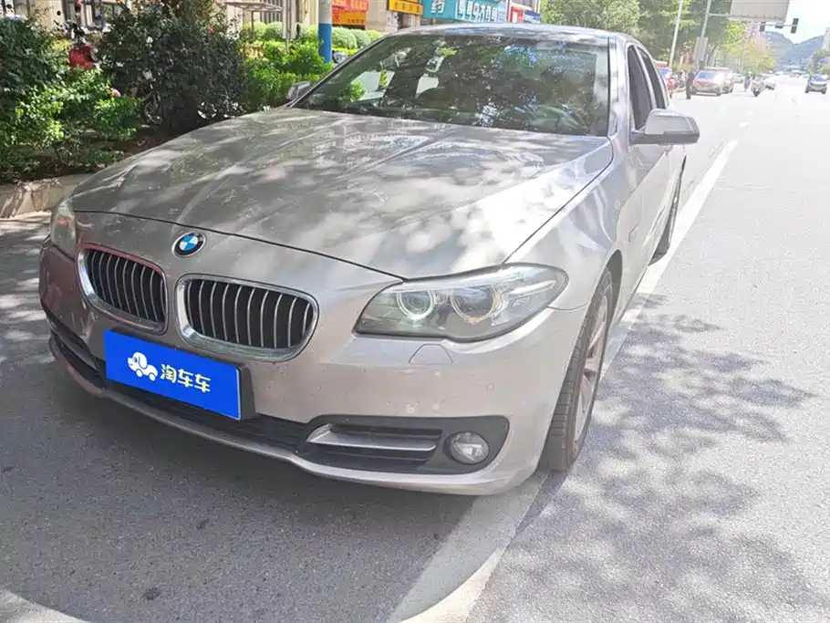 BMW 5 SERIES