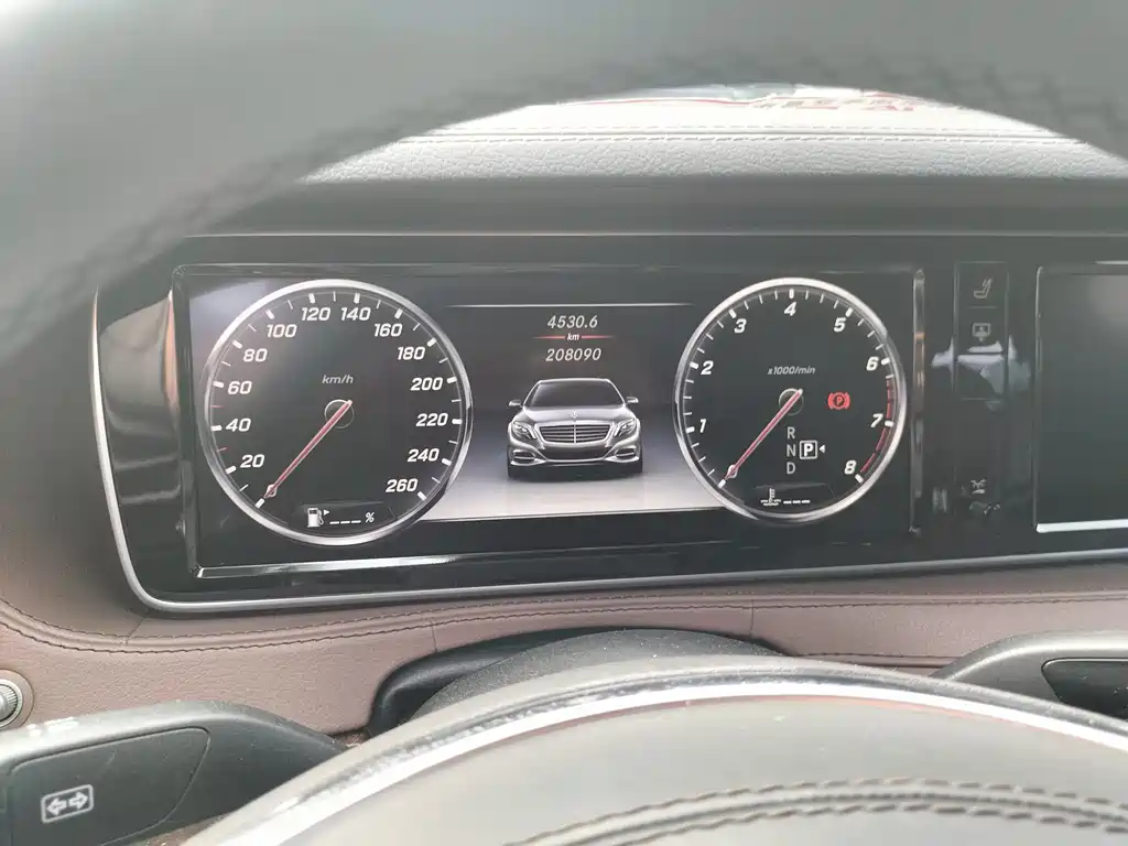Mercedes-Benz S-Class — миниатюра 12
