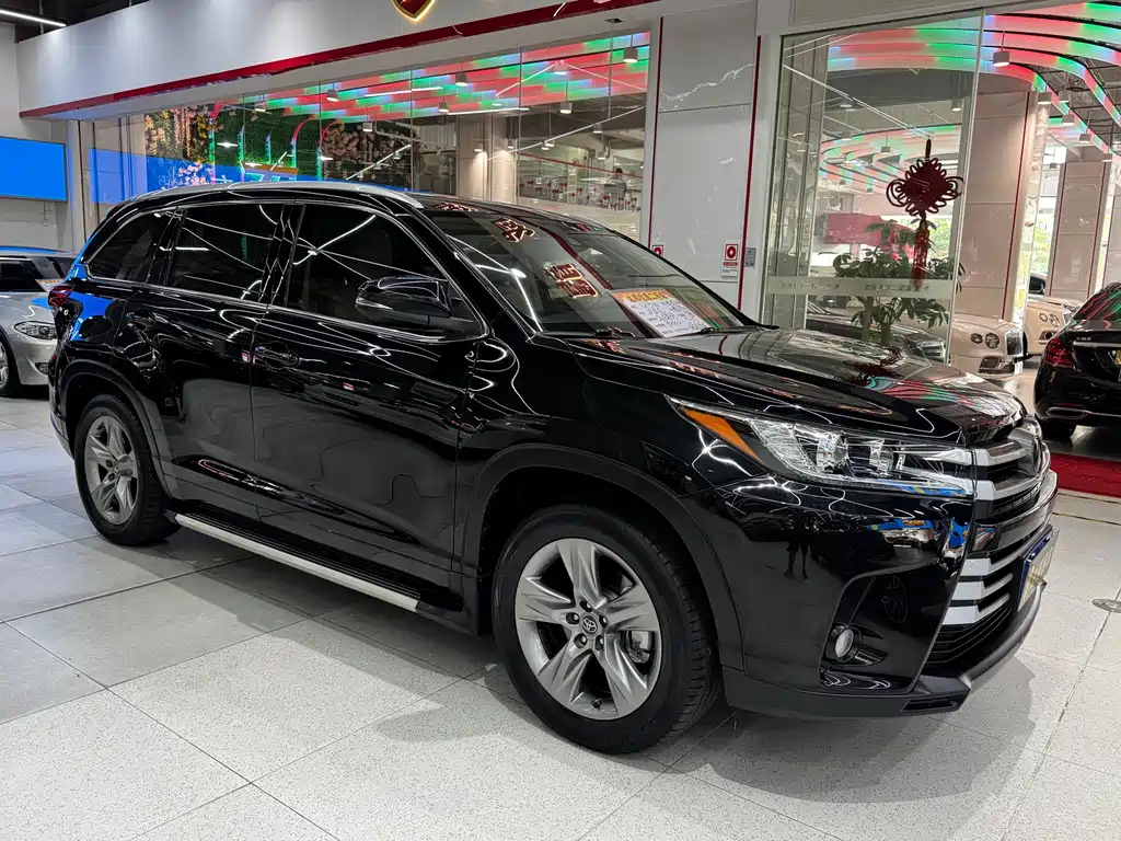 Toyota Highlander — миниатюра 4