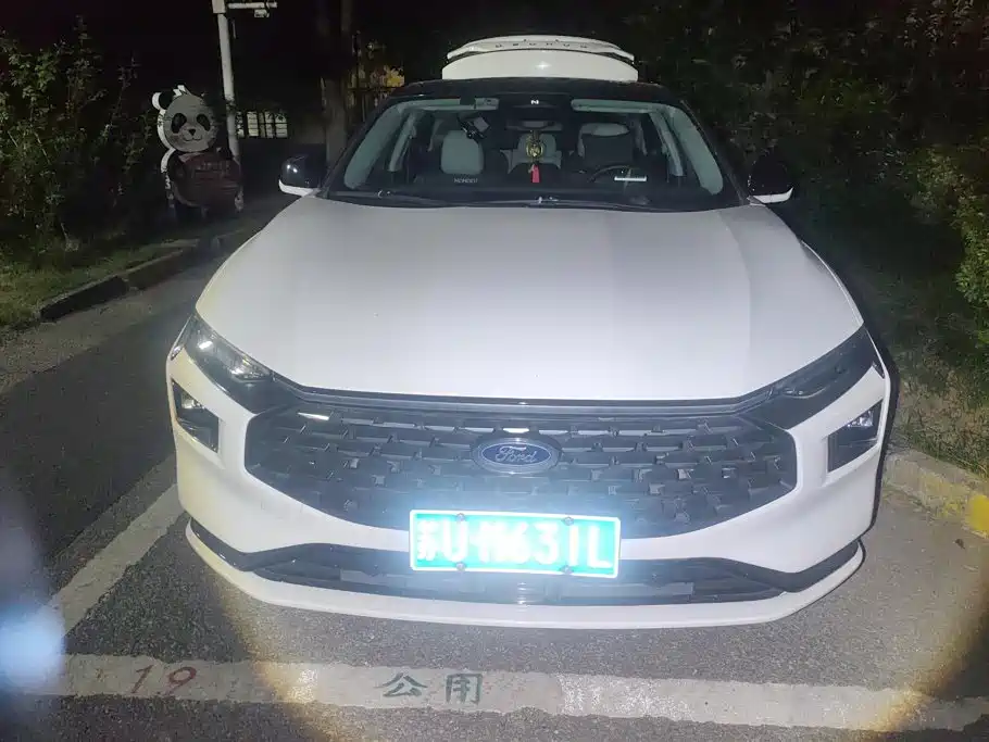 Ford Mondeo — миниатюра 2