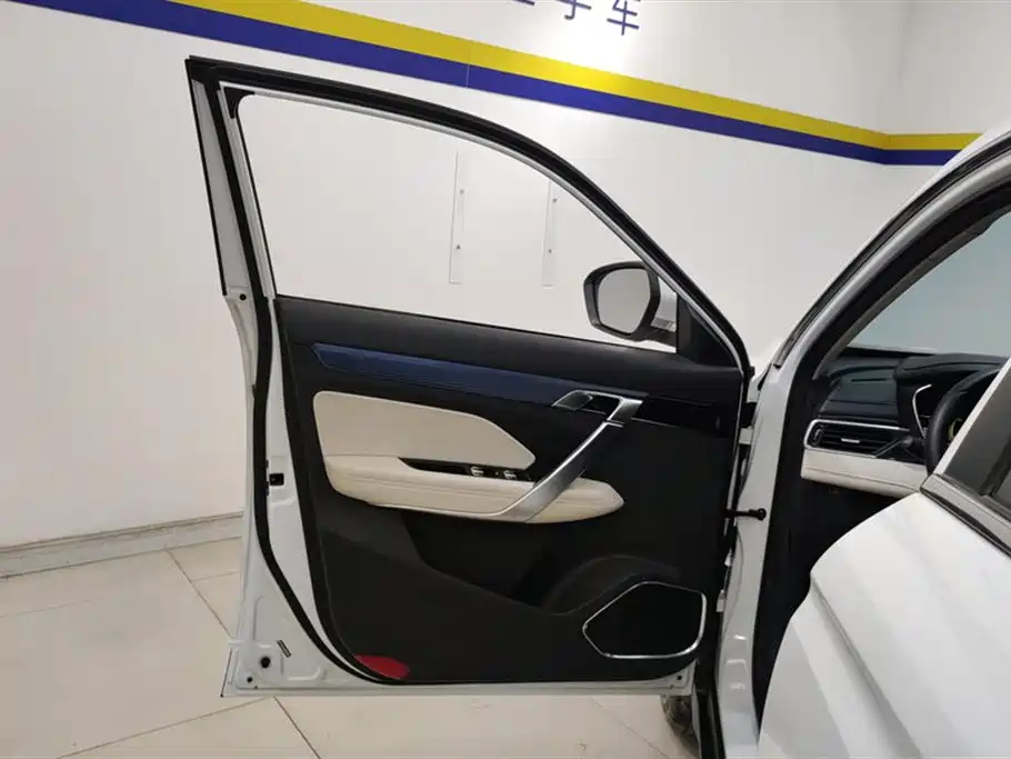 GEELY AUTOMOBILE BOYUE