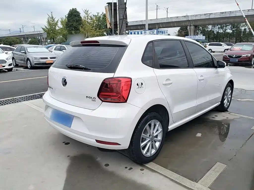 Volkswagen Polo — миниатюра 7