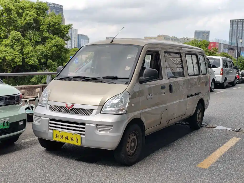 Wuling Rongguang EV