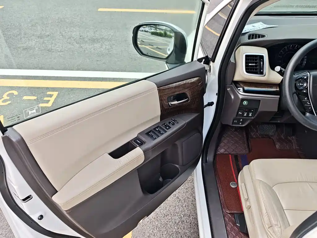 Honda Odyssey — миниатюра 12