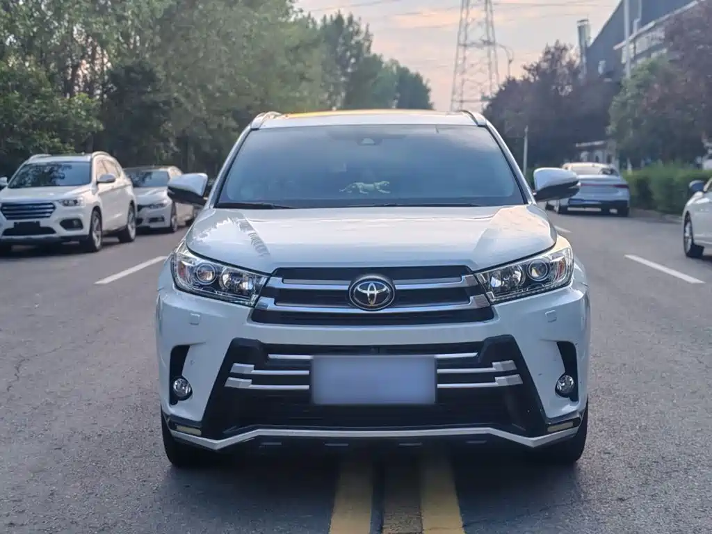 Toyota Highlander — миниатюра 3