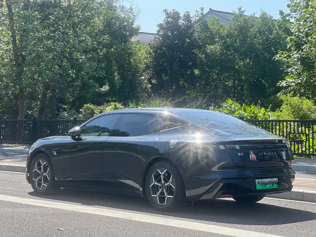 Lynk & Co Z10 — миниатюра 5