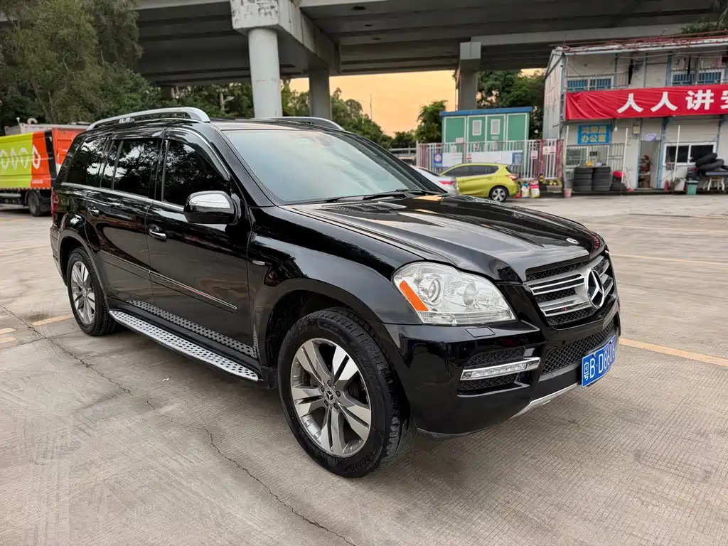 Mercedes-Benz GL-Class — миниатюра 3