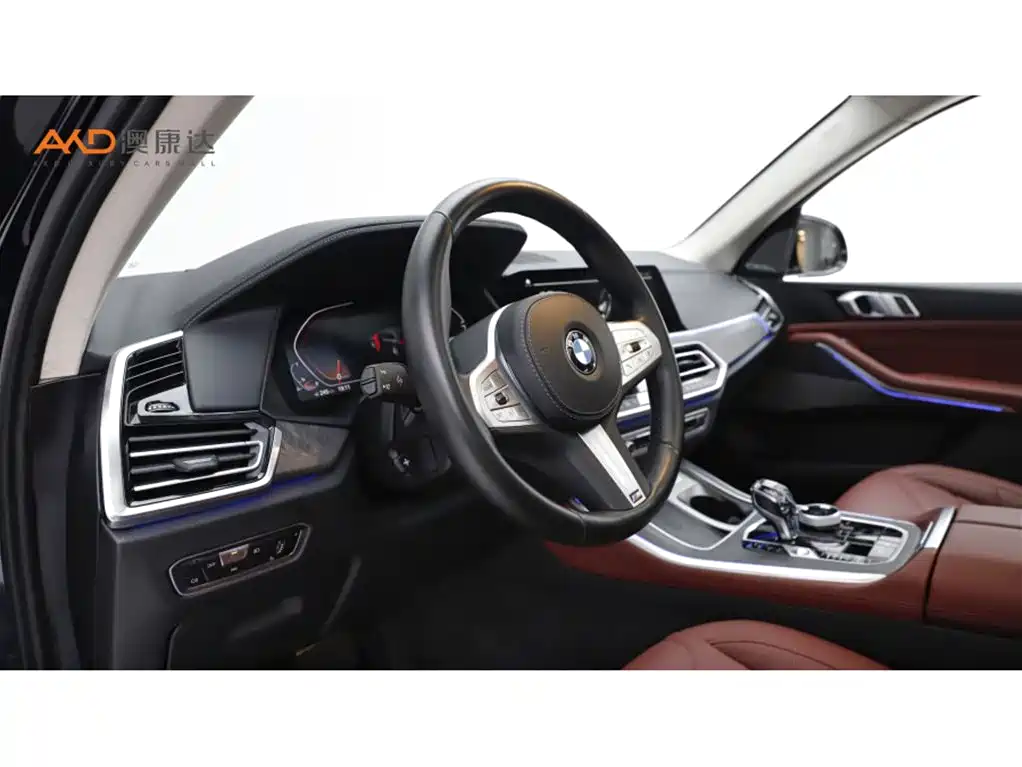 BMW X5 2022 xDrive 30Li Premium M Sport