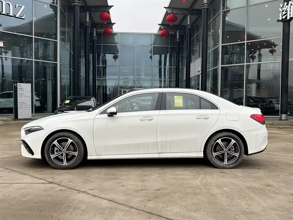 MERCEDES-BENZ A CLASS