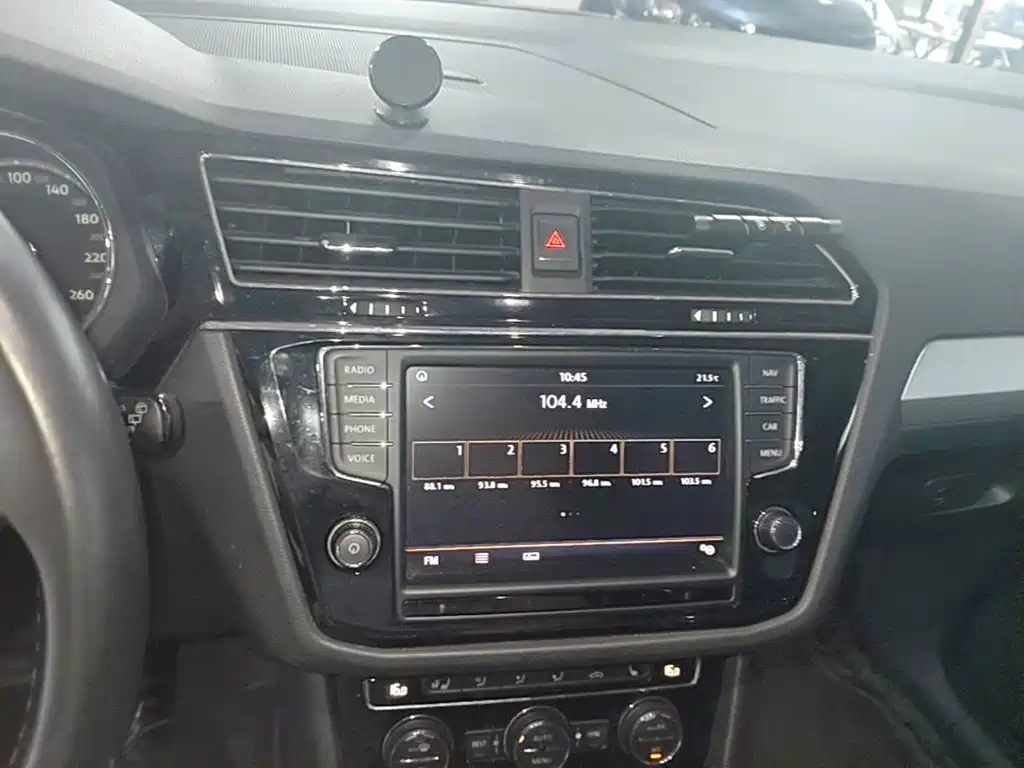 Volkswagen Tiguan L — миниатюра 13
