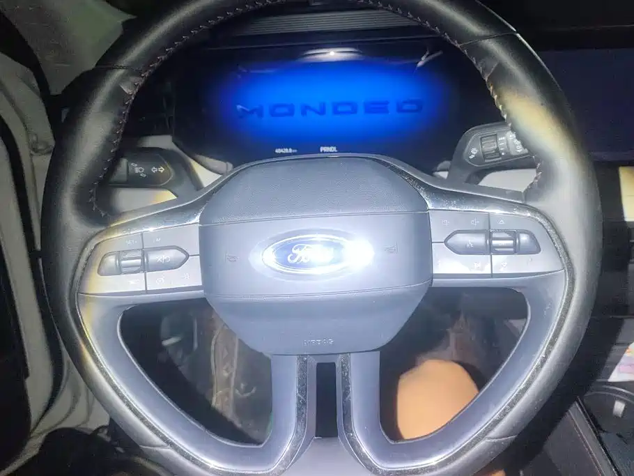 Ford Mondeo — миниатюра 15