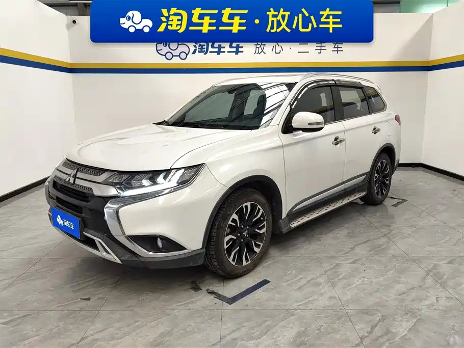 MITSUBISHI OUTLANDER