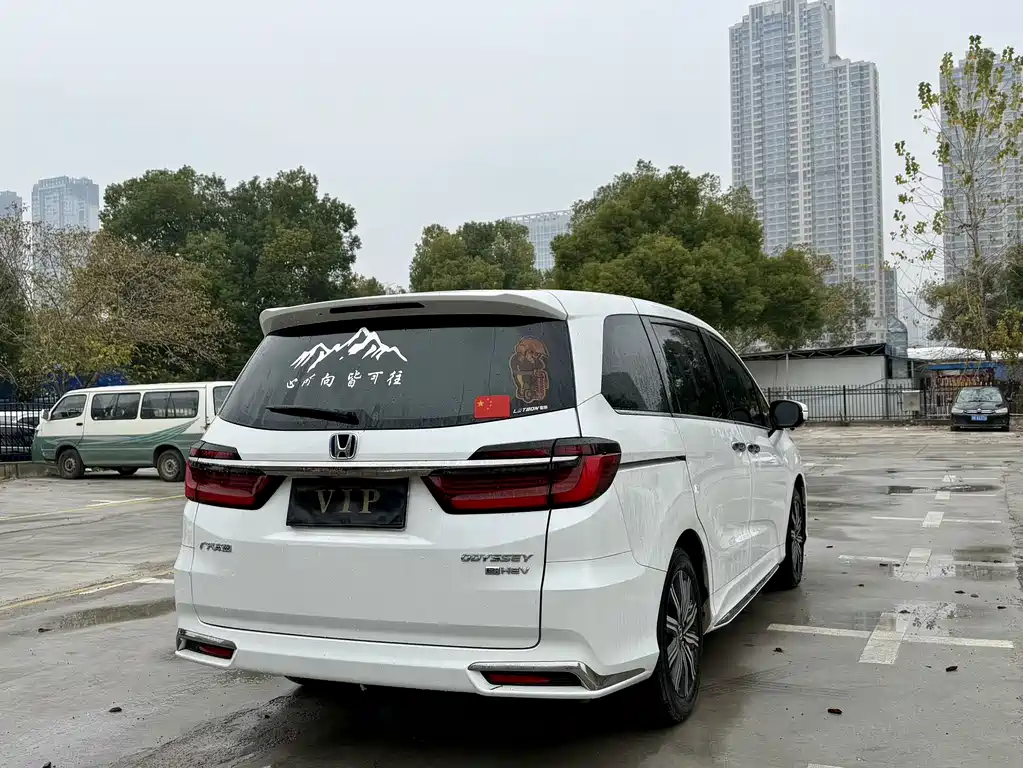 Honda Odyssey 2022 2.0L e:HEV Smart