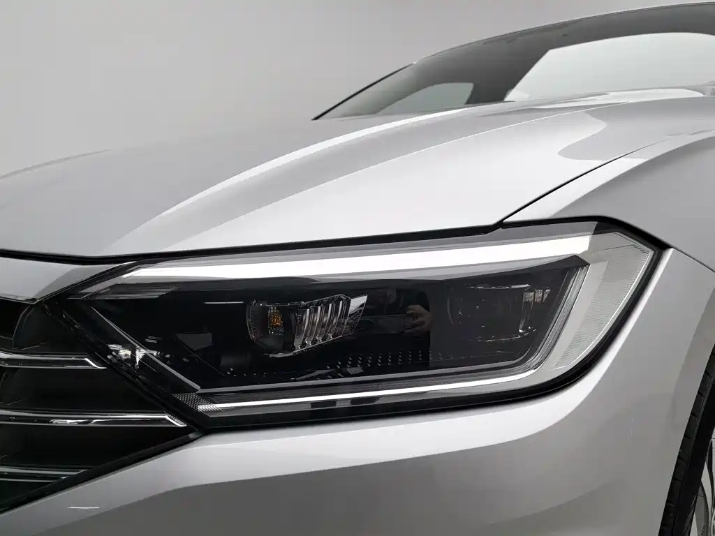 Volkswagen Sagitar — миниатюра 7