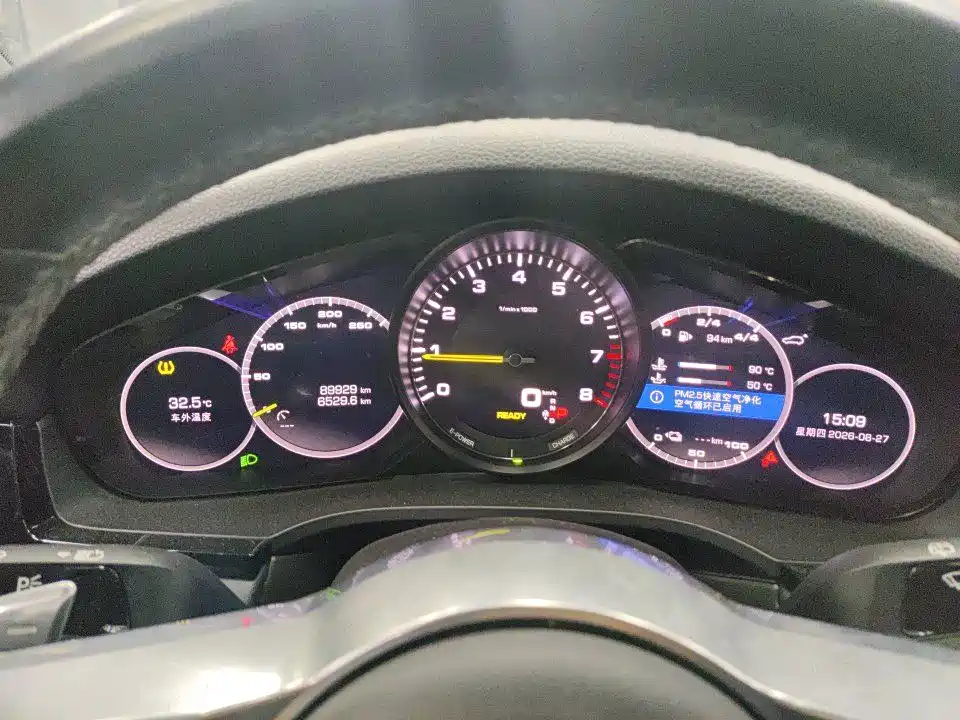 Porsche Cayenne Hybrid — миниатюра 6