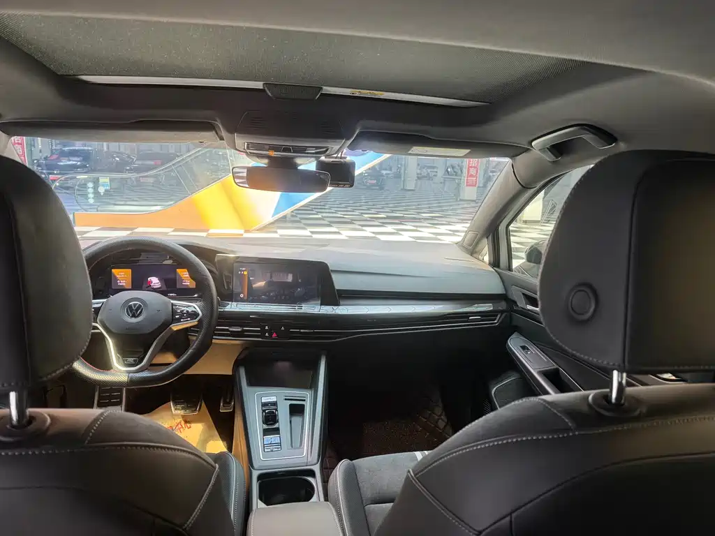 Volkswagen Golf — миниатюра 15