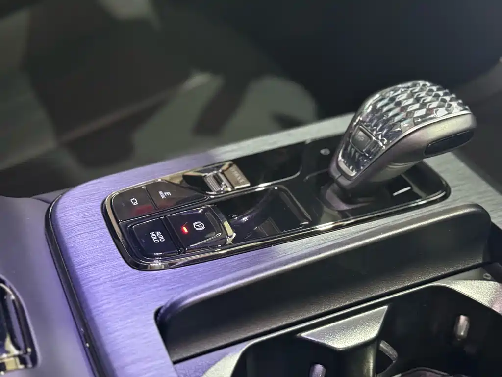 GAC Motor Trumpchi ES9 — миниатюра 12