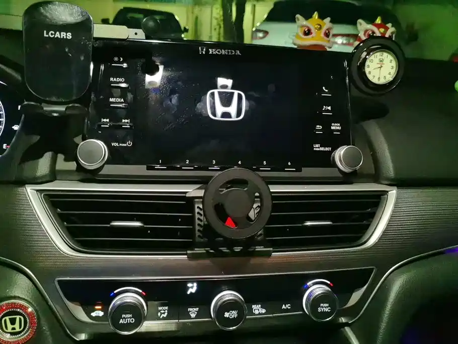 Honda Accord — миниатюра 13
