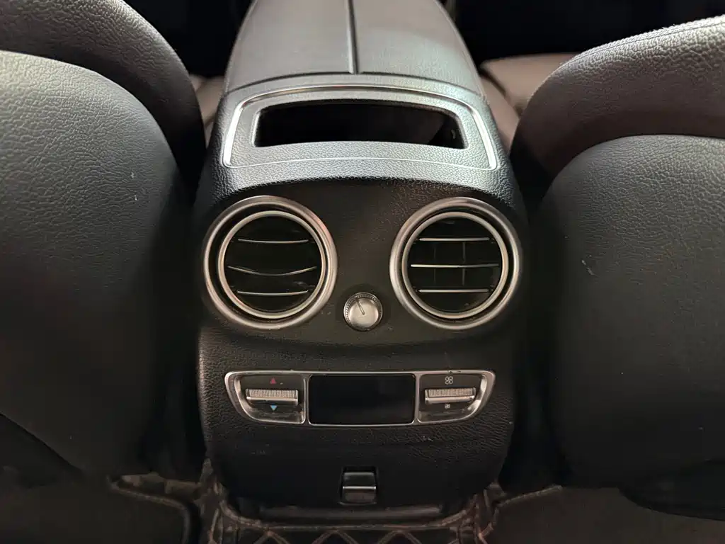 Mercedes-Benz GLC — миниатюра 14