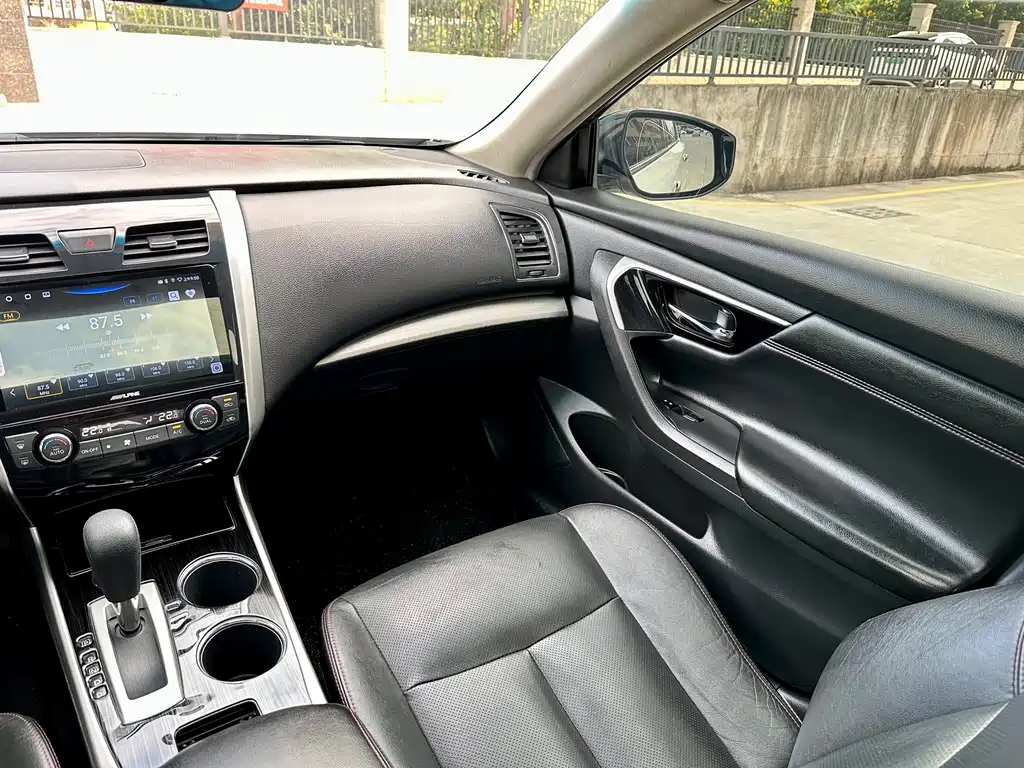Nissan Teana — миниатюра 7