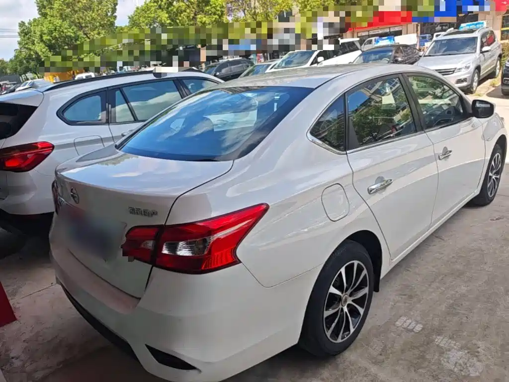 Nissan Sylphy — миниатюра 7